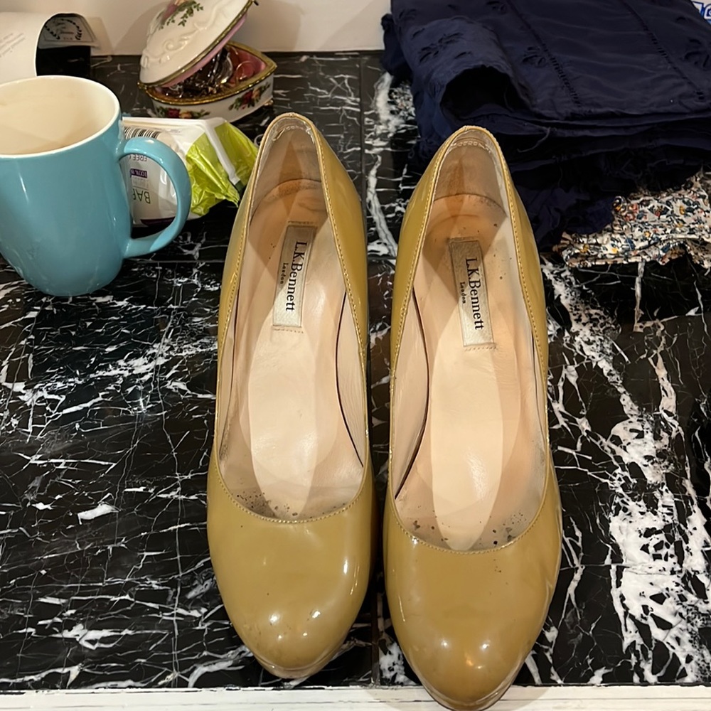LK Bennett pumps